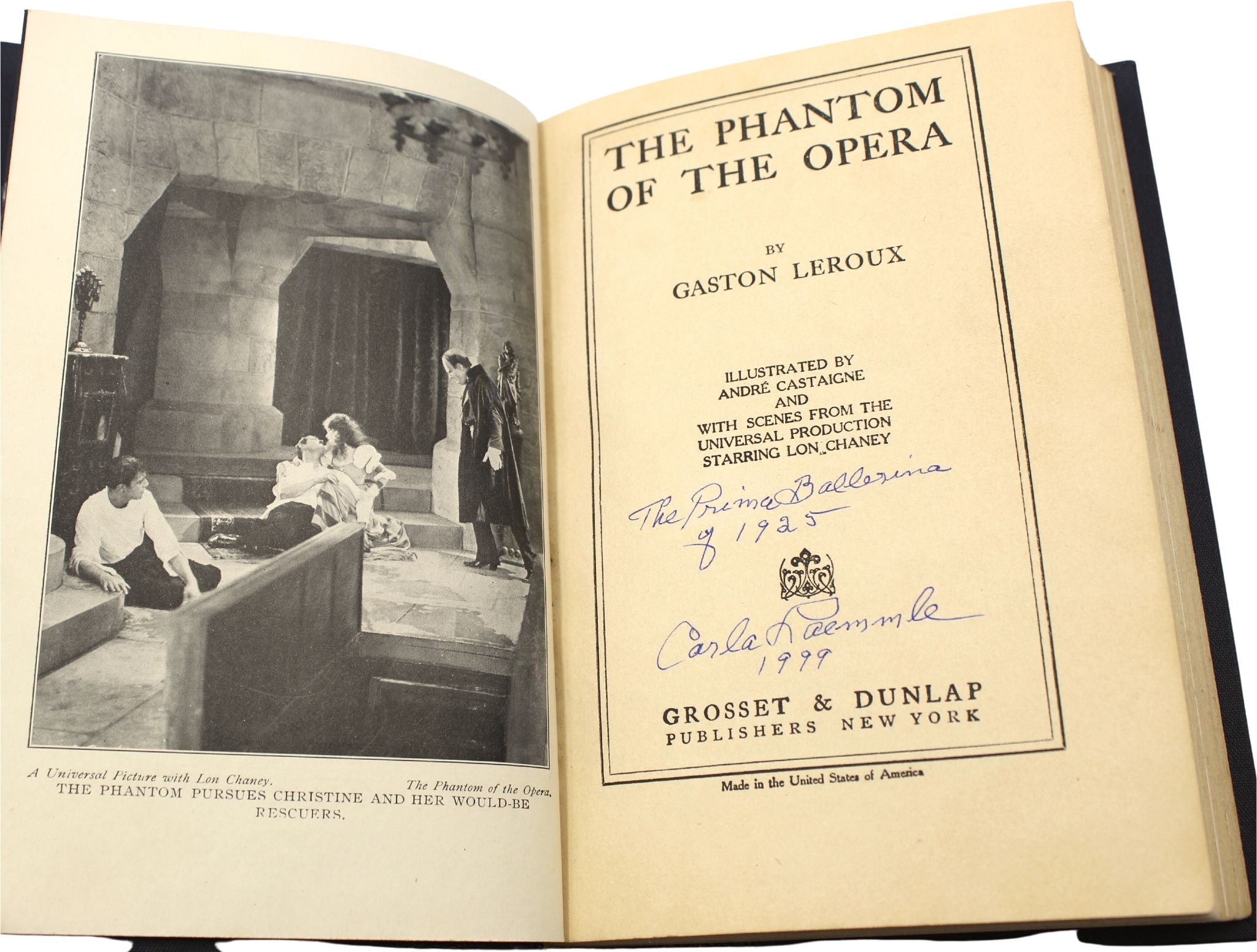 The Phantom of the Opera by Gaston Leroux, Signed by Actress Carla Laemmle, Photoplay Edition, 1925 - The Great Republic